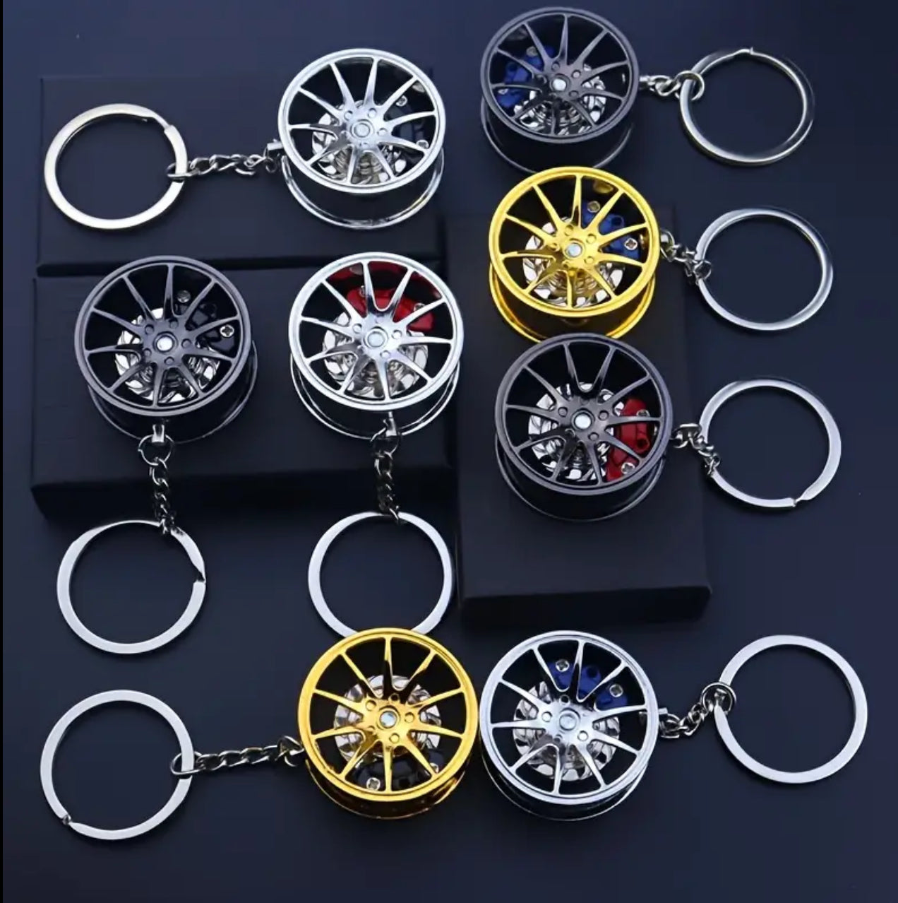 Brake 360 rotating car keychain pendant, creative car keychain decoration, a unique gift for car lovers